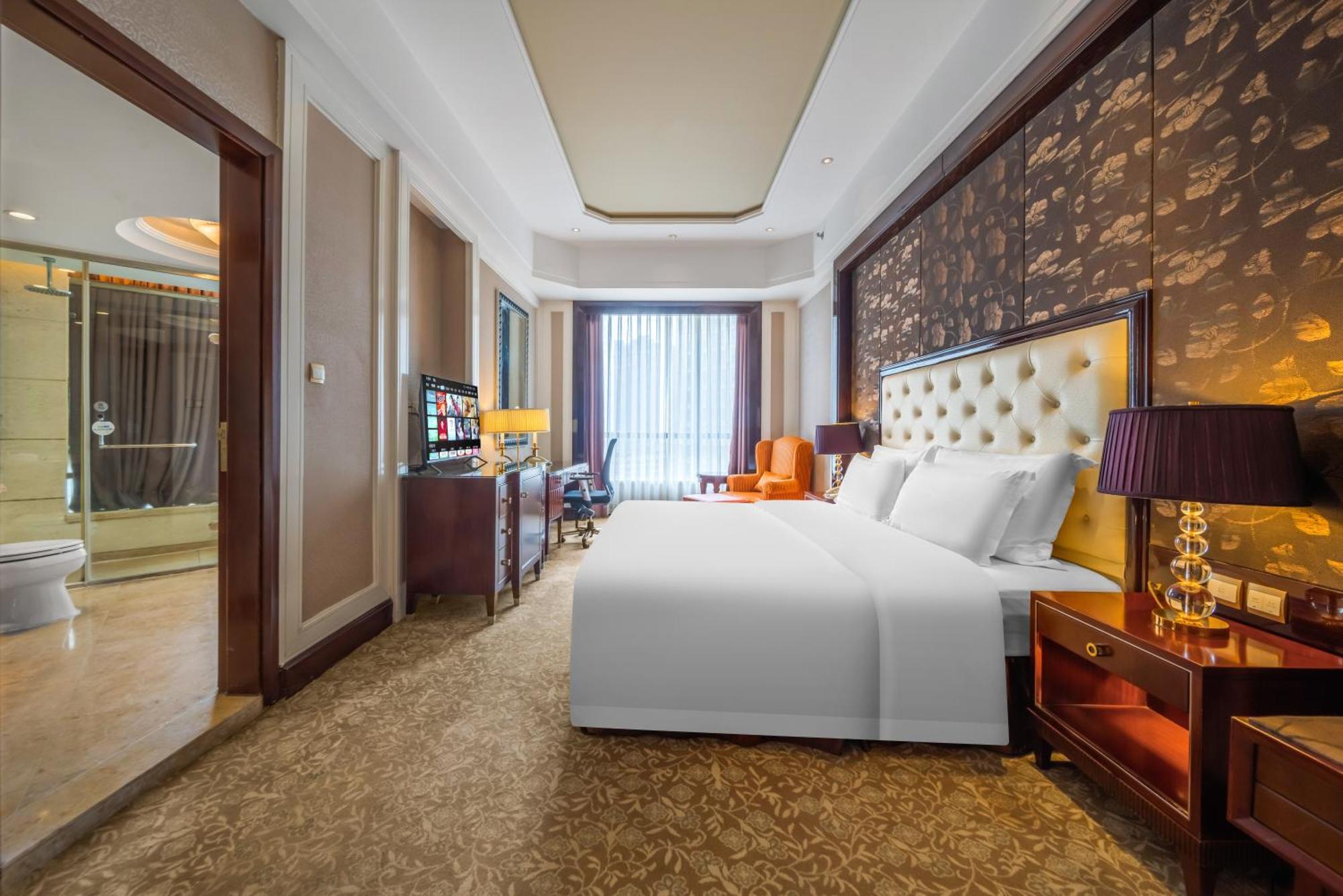 Wyndham Grand Plaza Royale Palace Chengdu Esterno foto
