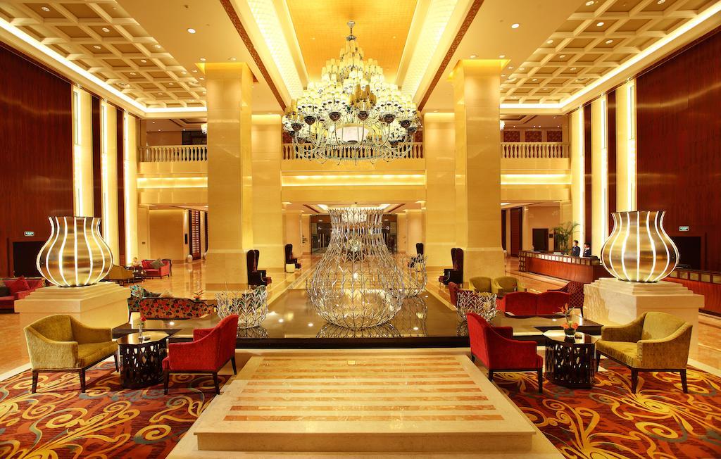 Wyndham Grand Plaza Royale Palace Chengdu Esterno foto