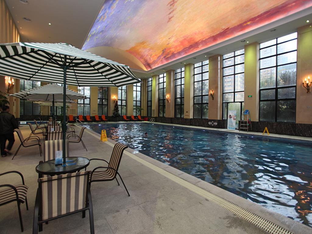 Wyndham Grand Plaza Royale Palace Chengdu Esterno foto