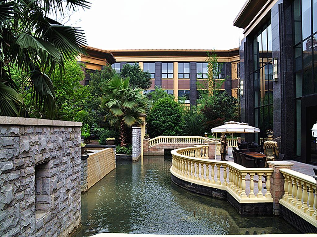 Wyndham Grand Plaza Royale Palace Chengdu Esterno foto