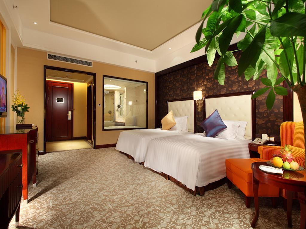 Wyndham Grand Plaza Royale Palace Chengdu Esterno foto